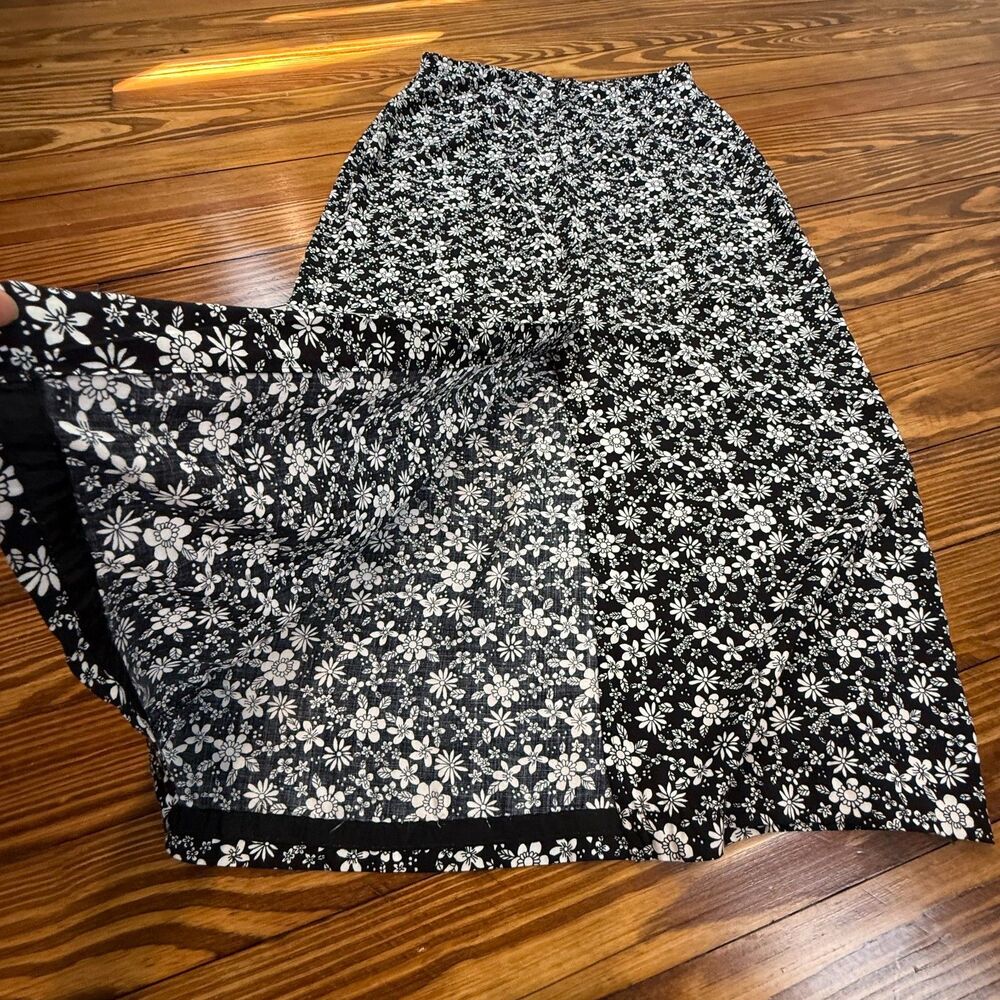 Vintage Black White Floral Daisy Rayon Midi Straight Skirt | Christopher & Banks - Picture 6 of 8